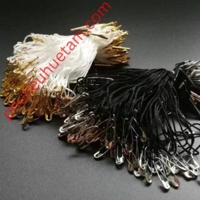 Dây treo thẻ bài