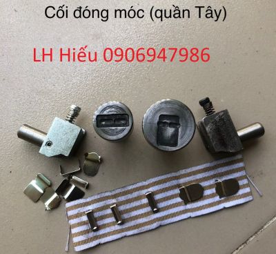 Cối đóng nút