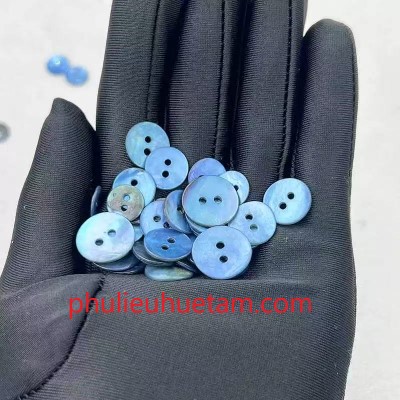 Nút sò nhuộm màu