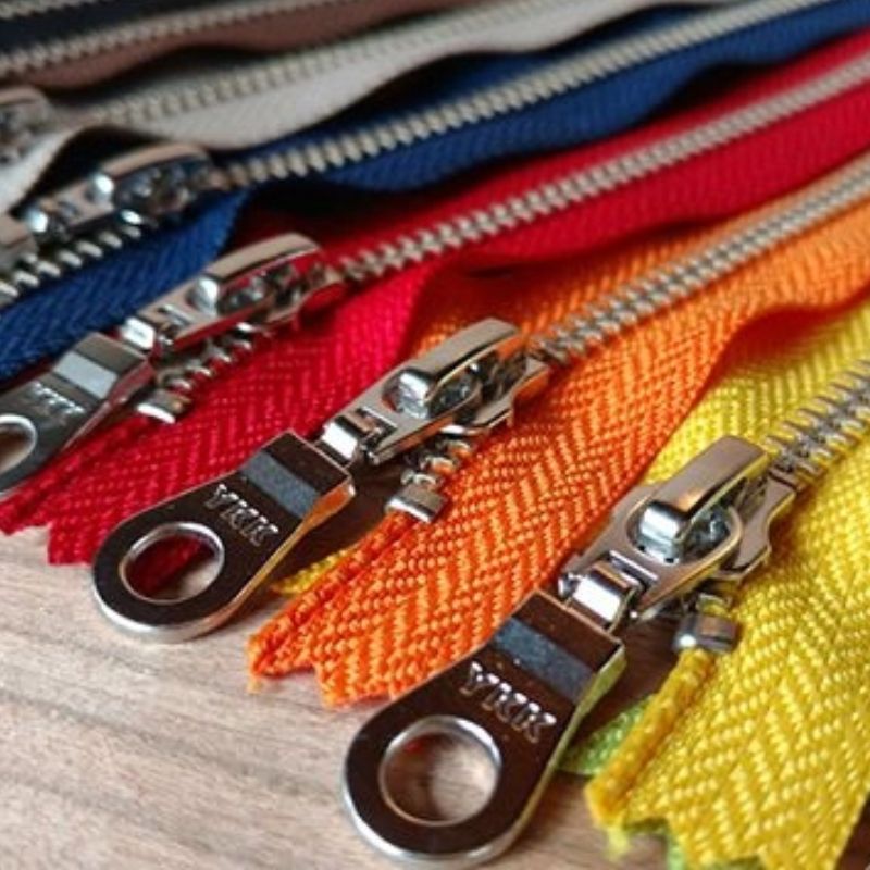 Khóa kéo và móc cài phổ biến