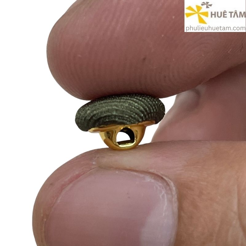 Cúc bọc vải chân đồng tròn