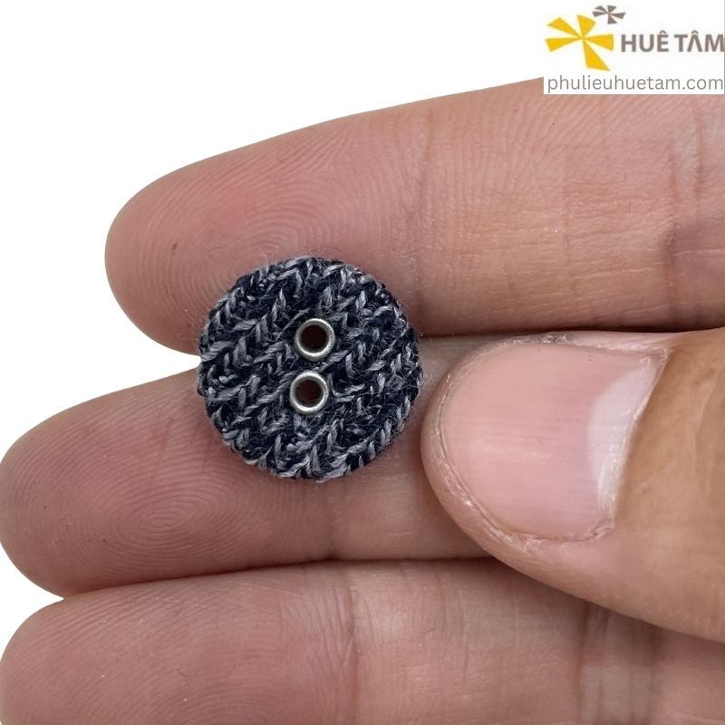Cúc bọc vải hai mắt cáo bọc mặt bọc chân