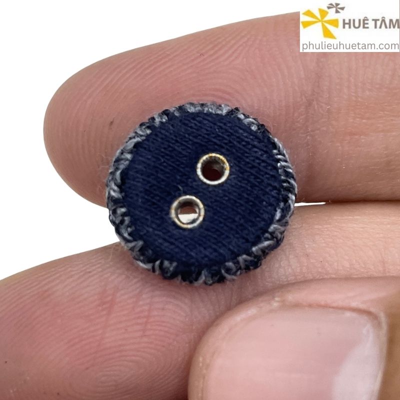 Cúc bọc vải hai mắt cáo bọc mặt bọc chân