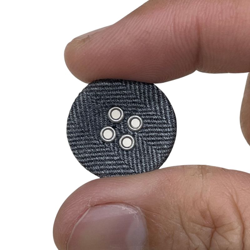 Cúc bọc vải mắt cáo 4 lỗ