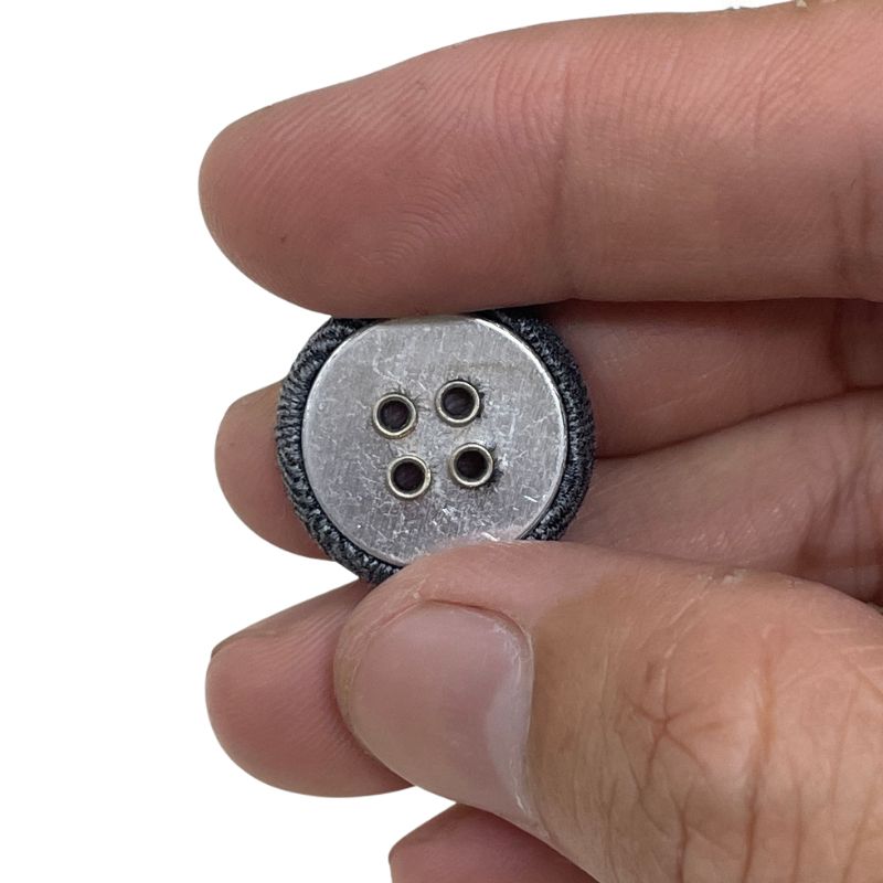 Cúc bọc vải mắt cáo 4 lỗ