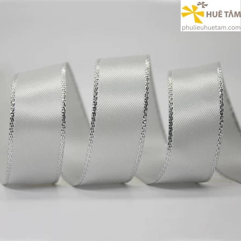 Dây ruy băng viền kim tuyến hiệu YAMA