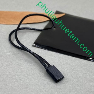 Dây treo thẻ bài 01