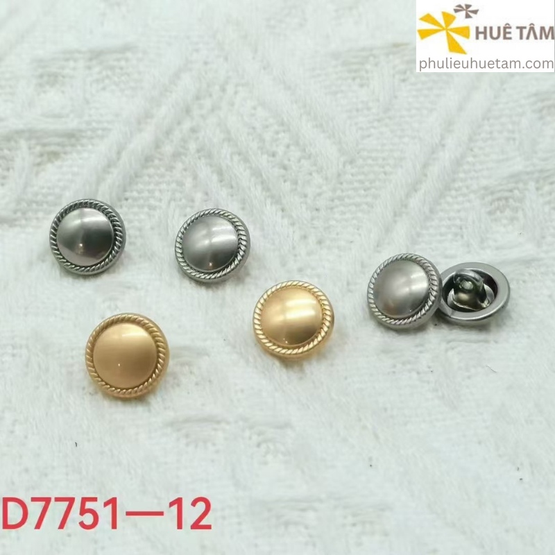 Nút áo kim loại có chân