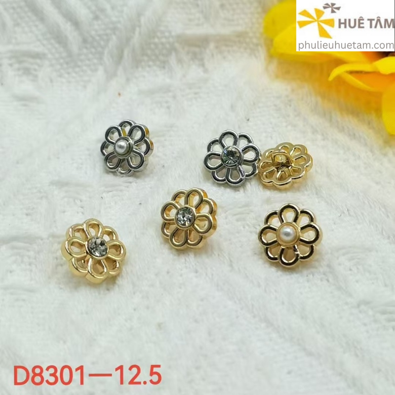 Nút áo kim loại có chân