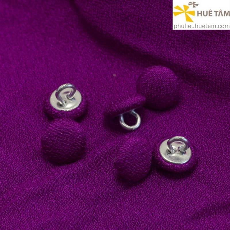 Nút bọc vải mặt cong chân kẽm chân đồng chân sắt