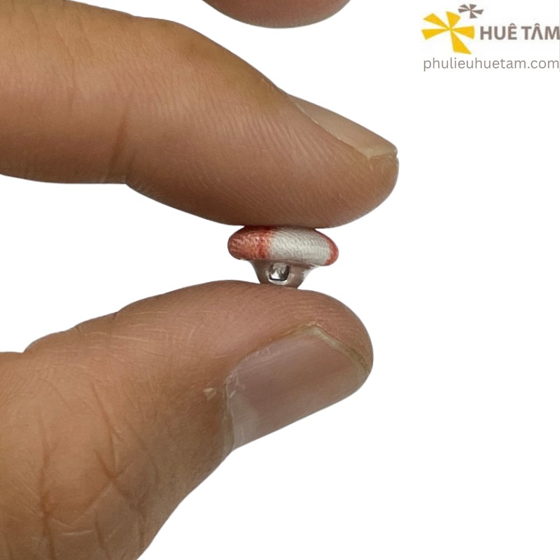 Nút bọc vải mặt cong chân nhôm tròn