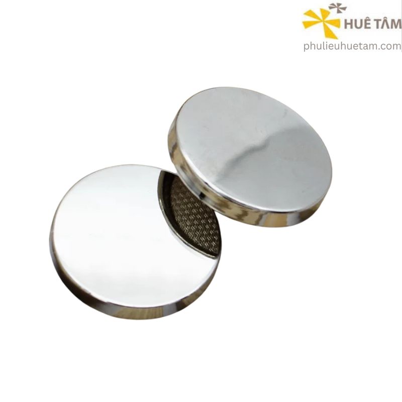 Nút kim loại có chân