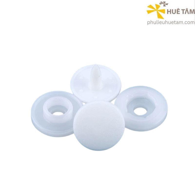 Nút nhựa bốn thành phần 9mm
