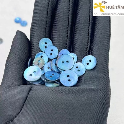 Nút sò nhuộm màu