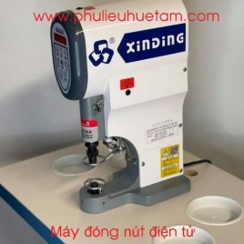 Máy đóng nút áo điện tử
